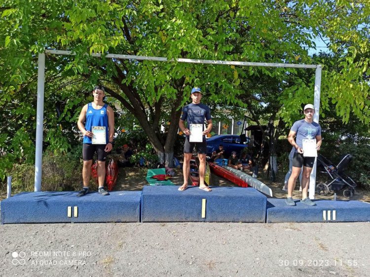 Веслувальники з Кам'янського підкорили чемпіонат області: 17 нагород за два дні змагань