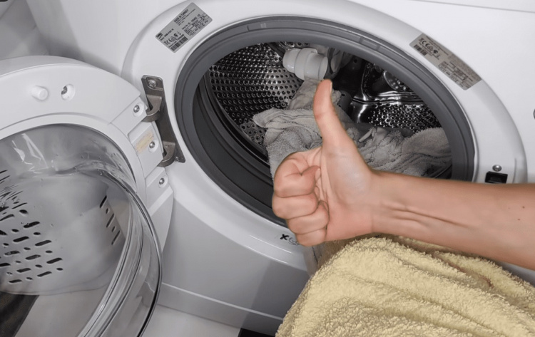 Як зробити кондиціонер для білизни вдома - лайфхак для економії