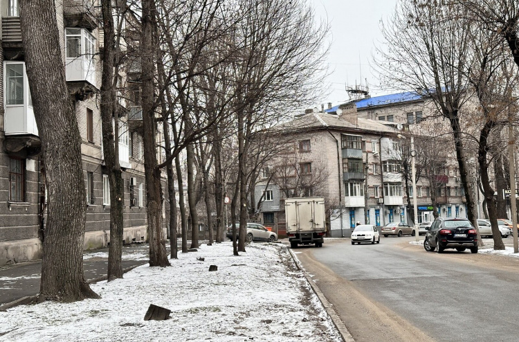  Як водіям Кам'янського уникнути аварійних ситуацій на дорогах - поради від автолюбителя зі стажем