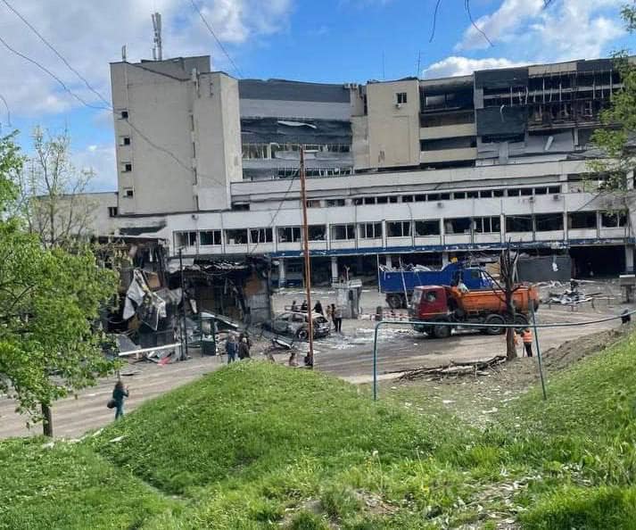 У Дніпрі ворог знищив автовокзал: відправлення громадського транспорту перенесли на іншу автостанцію