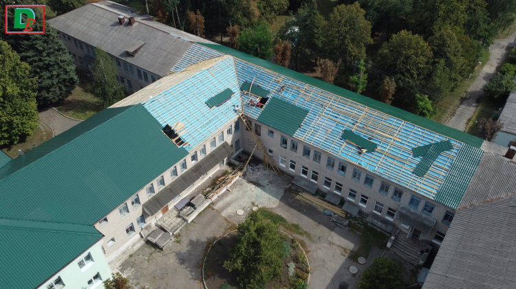 У П’ятихатках оновлюють центральну міську лікарню