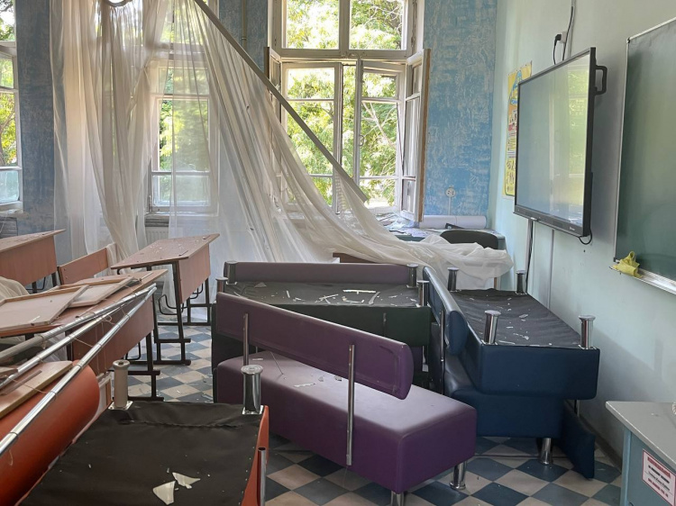 Як Кам’янське оговтується після ворожого обстрілу: координація, підтримка, відновлення