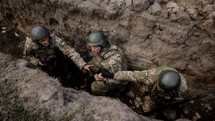 Звільнення з військової служби за віком: коли та як це можливо під час воєнного стану