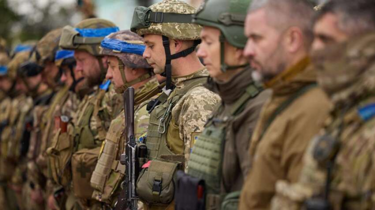 «Квиток в один кінець» чи професійний обов’язок: чому Україна зіткнулася з кризою мобілізації та як її подолати