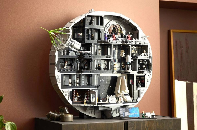 LEGO офіційно презентувало найбільший та найдорожчий у серії Star Wars набір Death Star - скільки коштує в Україні