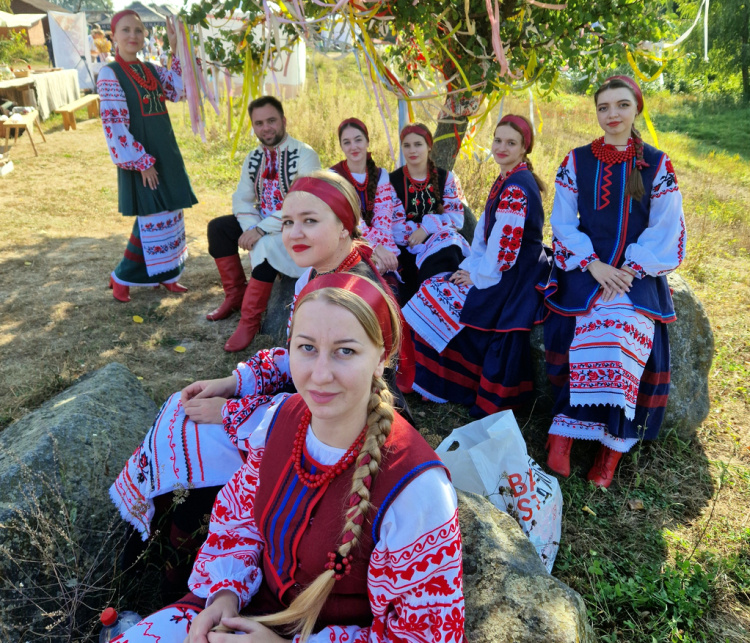 Етногурт «Співаночки» з Кам’янського представив козацькі пісні Дніпропетровщини на фестивалі у столиці