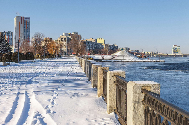 Відлига чи пастка: на Дніпропетровщину насуваються небезпечні погодні зміни