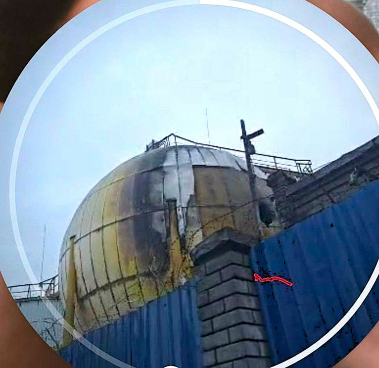 Дніпро залило олією: росія вдарила "шахедами" по заводу американської компанії