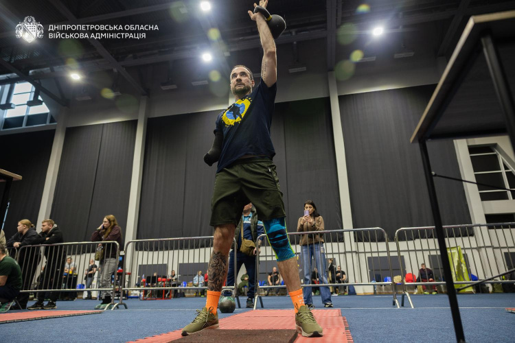 Двісті історій мужності: у Дніпрі провели спортивний турнір для ветеранів