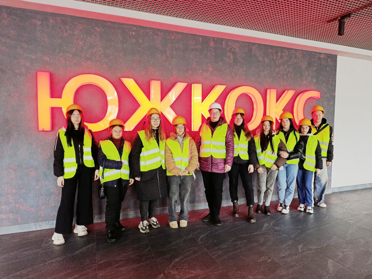 Метаморфоза формул: як хімічна інженерія «оживає» на промисловому гіганті ПРАТ «ЮЖКОКС»