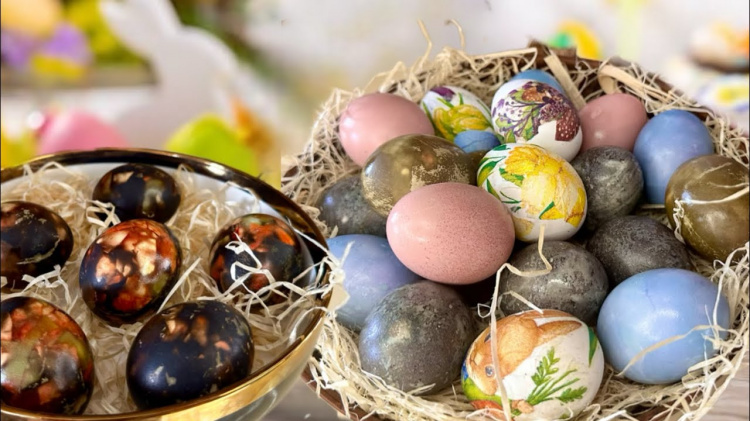 Фарбувати яйця - це легко: 10 найкращих способів для ідеальних крашанок