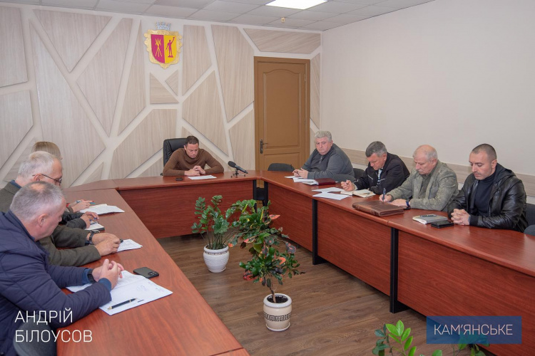 У Кам'янському на засіданні штабу з підготовки до опалювального сезону обговорили комунальні проблеми