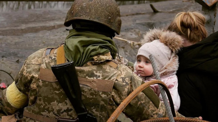Дніпропетровщина потрапила у сумний рейтинг областей з великою кількістю дітей, постраждалих від агресії росії