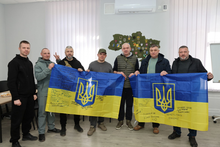 Сталеве братерство: ветерани Каметсталі та ОГЗК обмінялися досвідом побудови «місця сили»