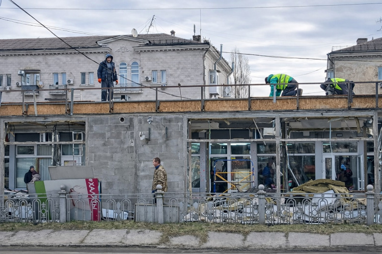 МАФи поза законом: у центрі Кам’янського демонтують об’єкти без документів