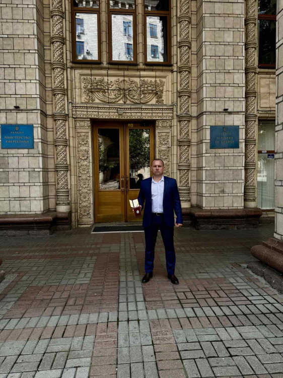 Гірник з Дніпропетровщини отримав почесне звання від Президента України з нагоди Дня Незалежності - подробиці