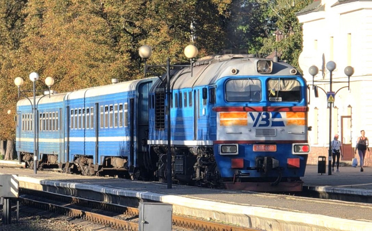 Укрзалізниця починає масштабну боротьбу із «зайцями» у приміських поїздах - деталі