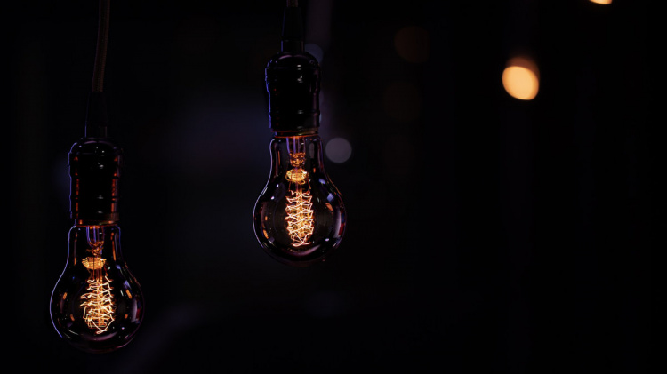 У Кам'янському в понеділок, 22 грудня, вимикатимуть світло: графік та адреси відключень