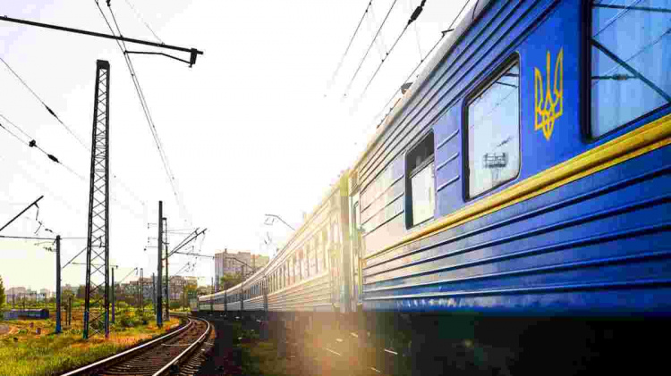 Новий літній розклад поїздів Укрзалізниці: які маршрути для кам'янчан тепер синхронізовані з міжнародними рейсами