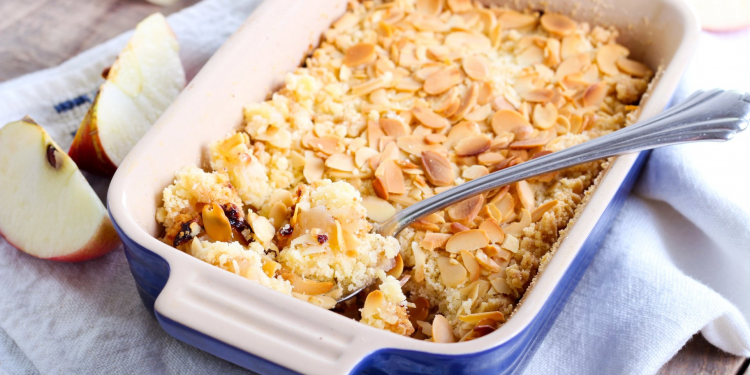Класичний яблучний крамбл