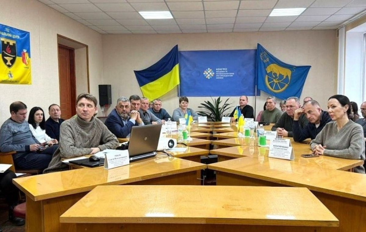 Районна військова адміністрація визначила ключові пріоритети розвитку громад Кам’янського району: на що витрачатимуть гроші