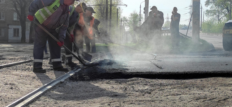 Більше ніяких ям: переїзд на Гетьмана Дорошенка у Кам'янському оновлено