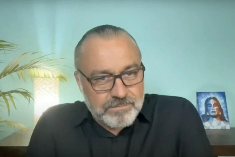 Коли закінчиться війна в Україні: астролог Алакх Ніранжан назвав вирішальні дати та ключові умови миру