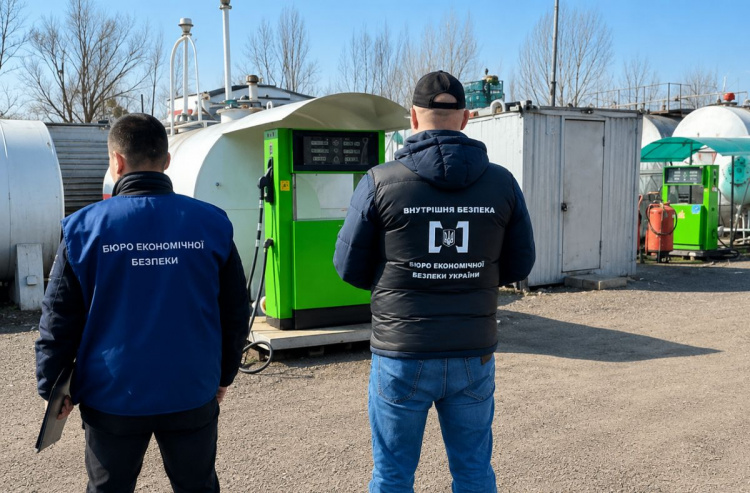 Дніпропетровщина увійшла до п'ятірки "лідерів" за кількістю нелегальних заправок у 2026 році