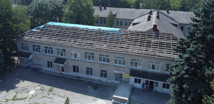 У Кам’янському районі продовжують осучаснювати заклади медичної та культурної сфери громади - подробиці