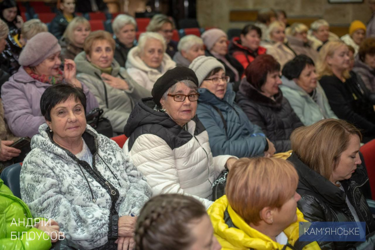 У Кам’янському з нового року відновить роботу пільговий автобусний маршрут - деталі