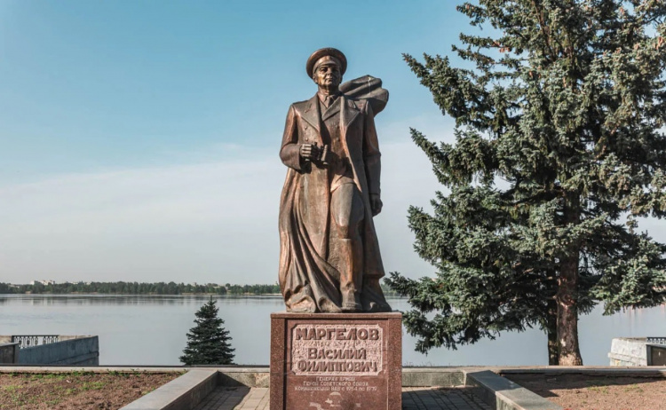 Деколонізація на Дніпропетровщині: замість радянського пам’ятника створять сучасний простір