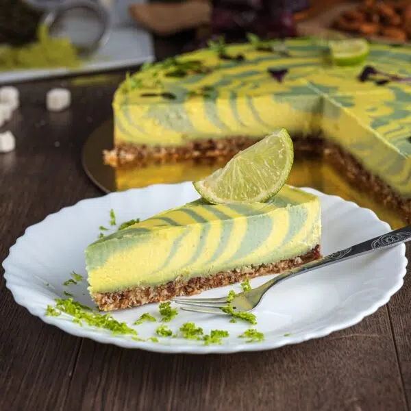 Такої смакоти ви ще не куштували: смарагдовий чізкейк «Весняна свіжість»