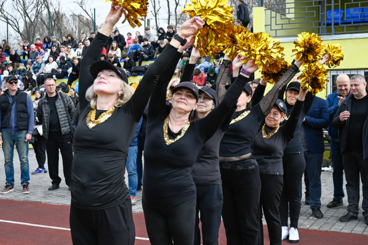 Від йоги до боксу: у Кам’янському створили проєкт, який не має аналогів в Україні