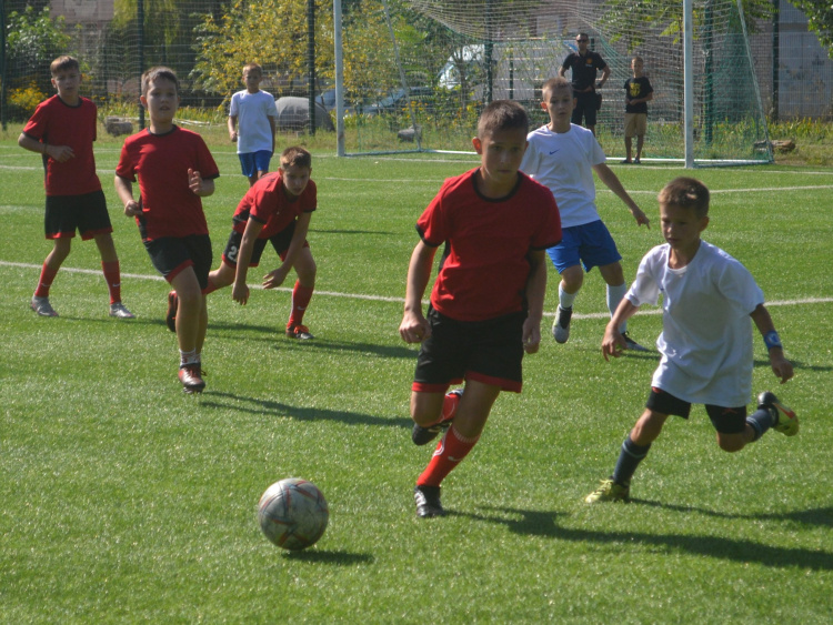 У Кам’янському розпочався Кубок міста з футболу