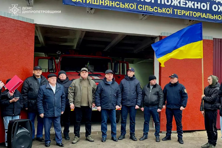 У Затишнянській тергромаді до виконання пожежно-рятувальних обов'язків приступив новостворений спецпідрозділ - подробиці