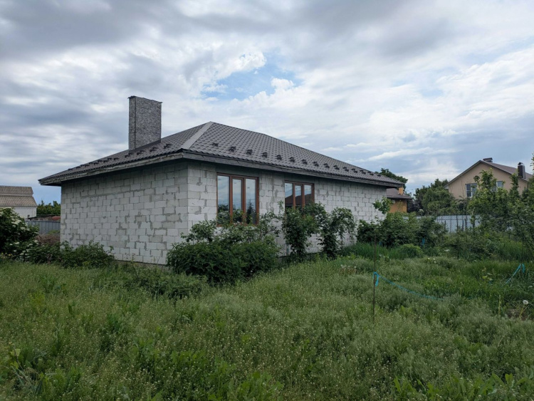 скільки коштує купити хату на Дніпропетровщині