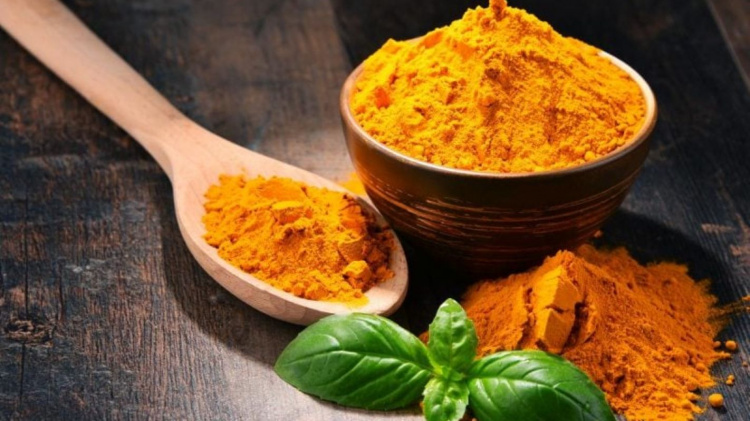 Популярна спеція покращить ріст розсади: як швидко зробити добриво власноруч