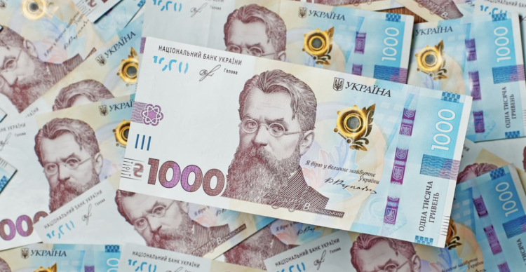 Додаткові виплати влітку 2026 року: хто з українців гарантовано отримає до 3100 гривень від держави