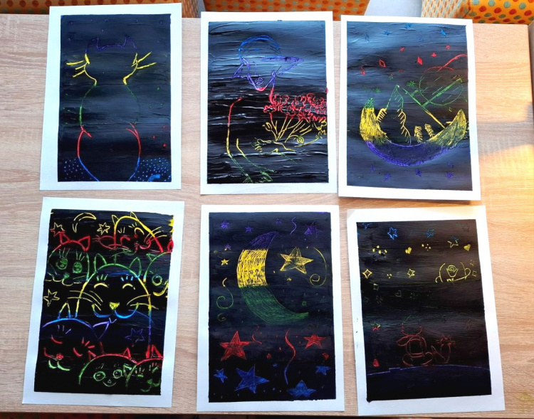 Світло крізь темряву: маріупольці у Кам’янському відкрили для себе мистецтво гратажу