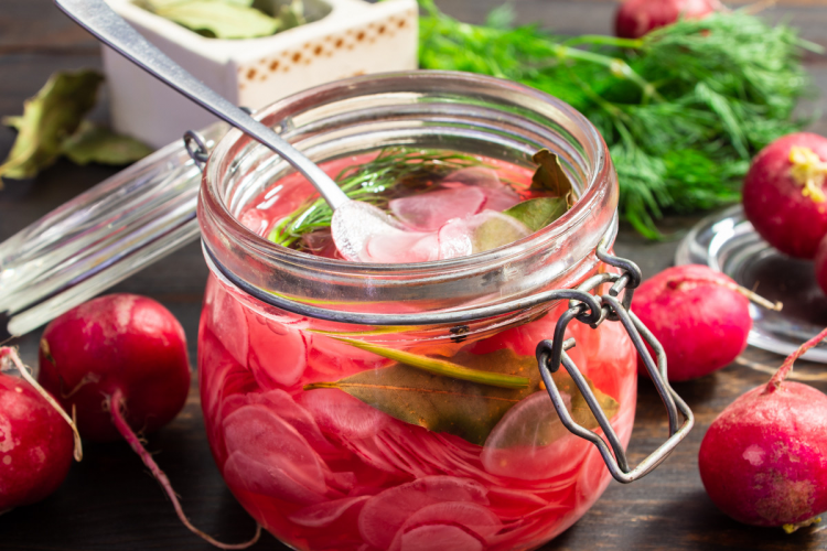 Смакуємо «Рожеві перлини» — глазурований редис із медом